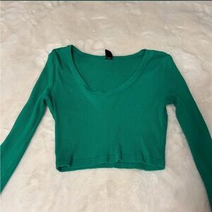 SHEIN Emerald Green Ribbed V-Neck Long Sleeve Crop Top